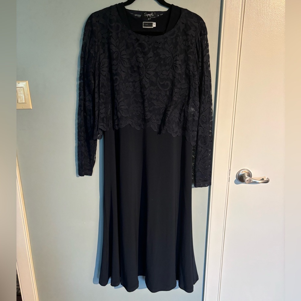 Sympli Dress and Topper